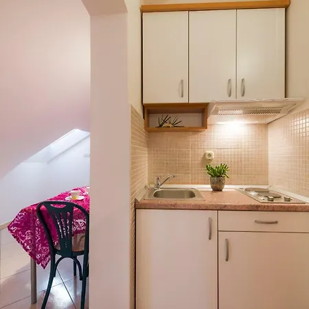 Vallum Apartman