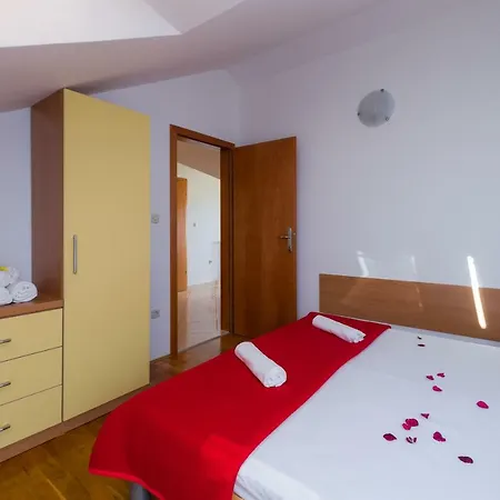 Apartman Vallum Bol