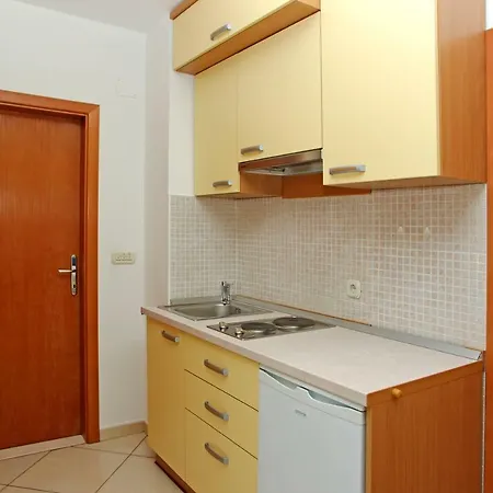 Vallum Apartman Bol
